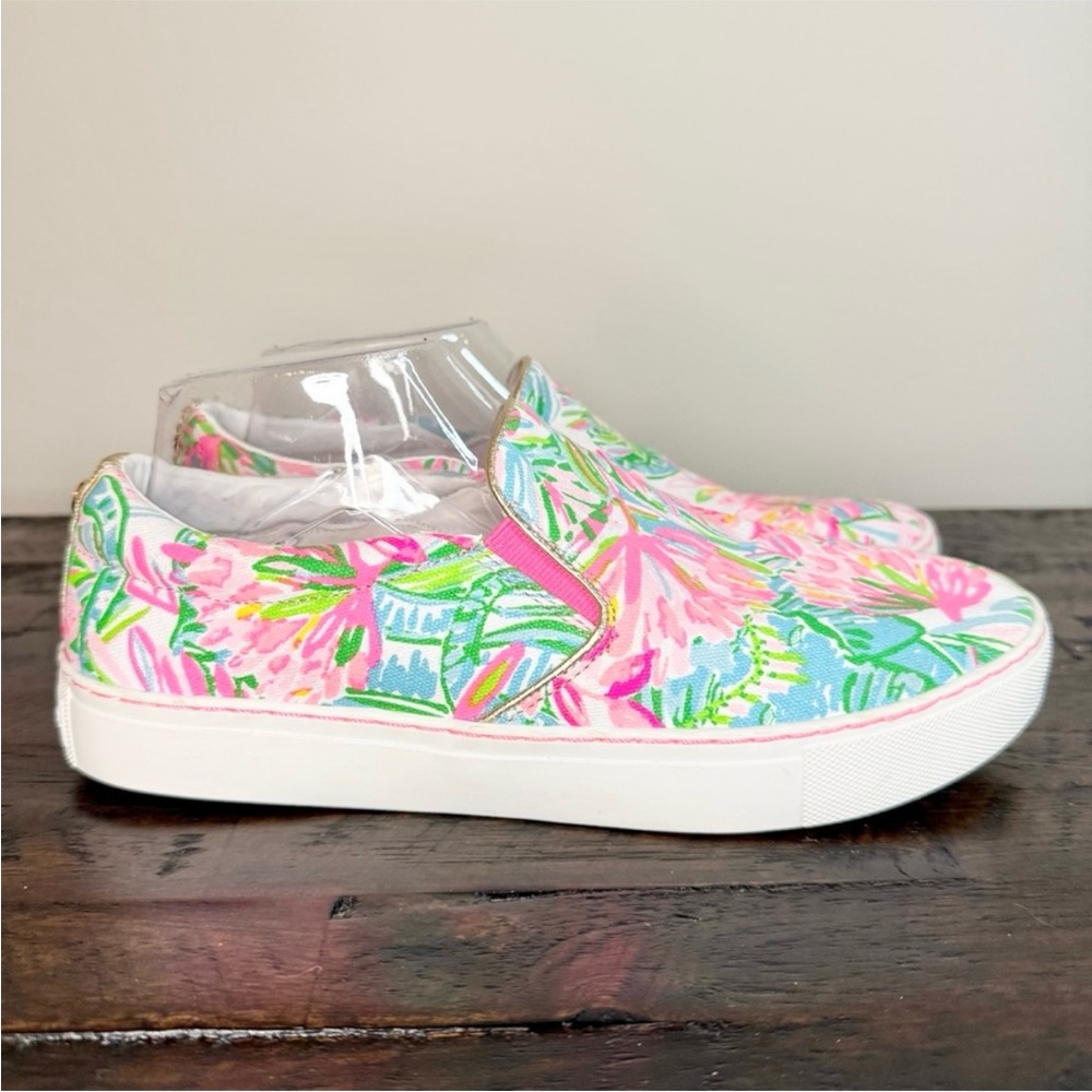 Lilly Pulitzer Julie Slip On Canvas Sneaker Size 8.5 Pop Up Lilly of the Jungle - Picture 2 of 11